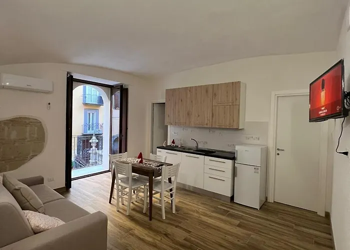 Obelisco Di San Gennaro Nápoles